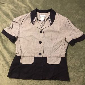 Grey and black houndstooth blazer